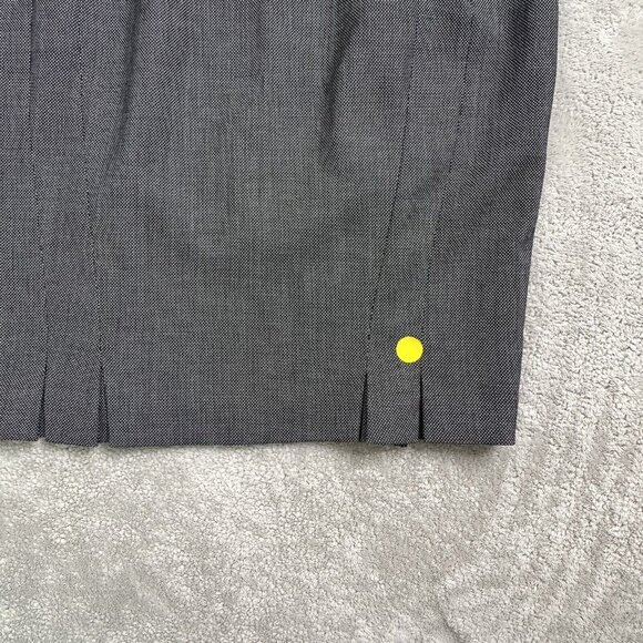 Elie Tahari Women's Career Pencil Skirt Lined Side Zip Pleat Hem Size 4 Grey - Picture 11 of 11